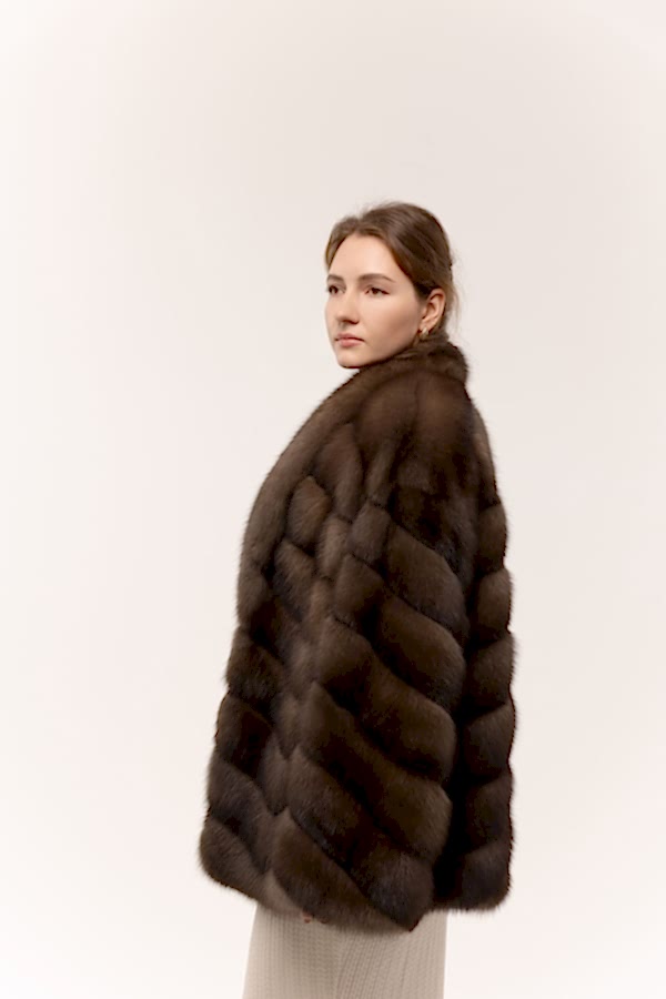 Шуба из соболя с шалевым воротником 3