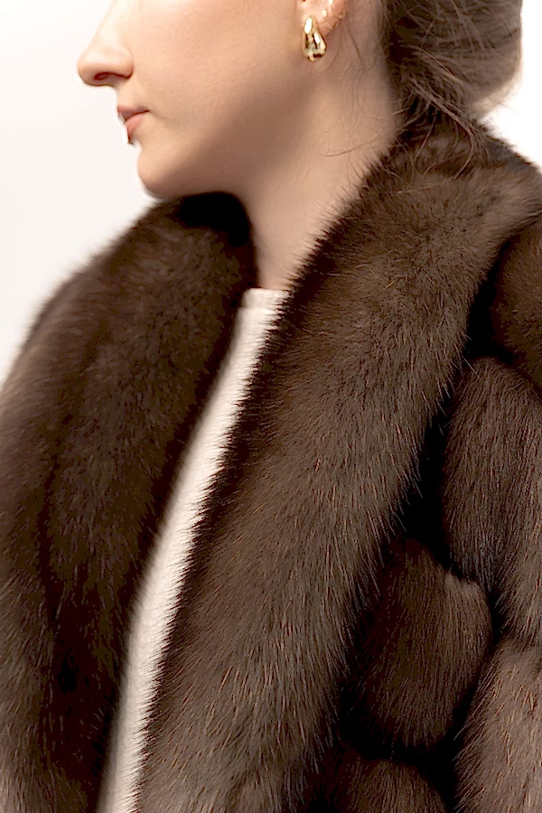 Шуба из соболя с шалевым воротником 6