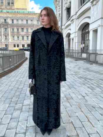 Пальто из свакары в черном цвете 140см